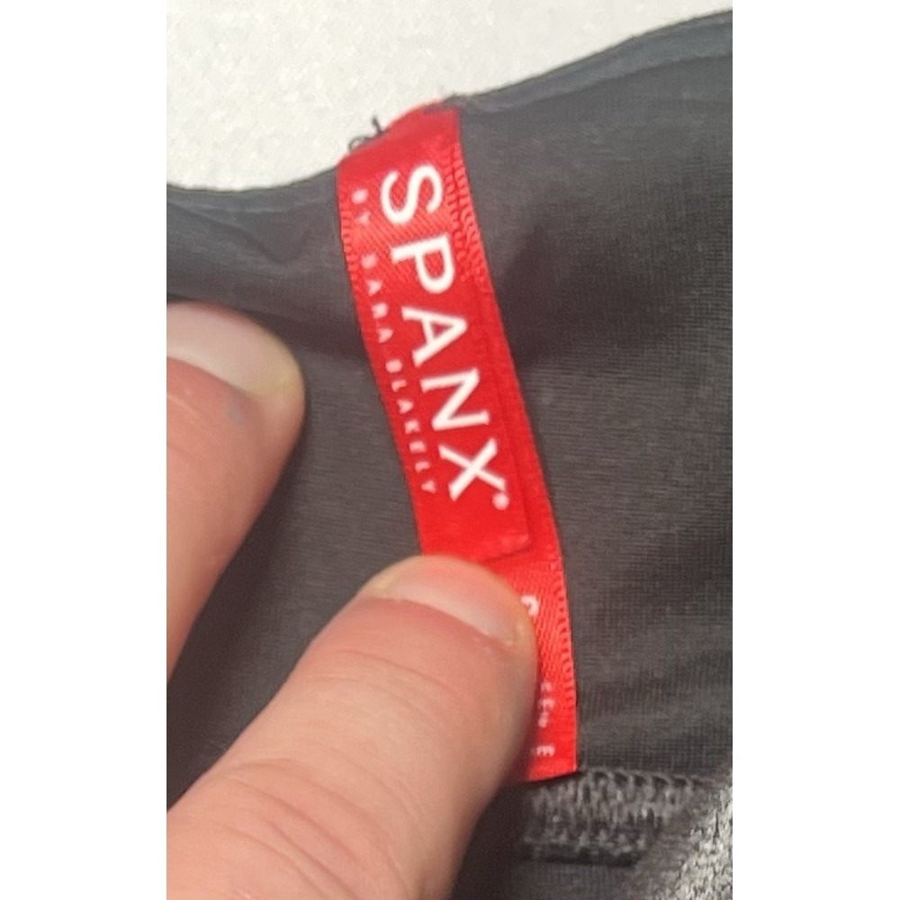 Spanx Leggings Women's Size S/P Black Faux Leather Mid Rise - Picture 4 of 6